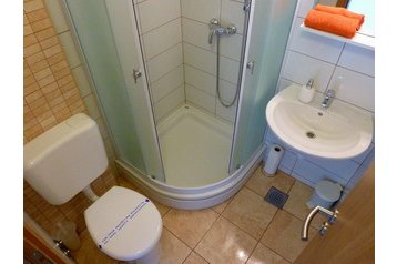 Chorwacja Privát Zaostrog, Zewnątrz